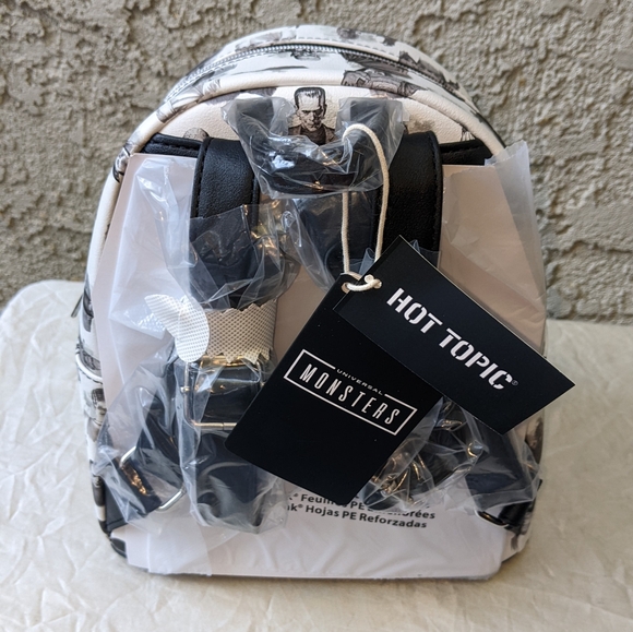 Loungefly Universal Monsters Icons Mini Backpack - Picture 4 of 6